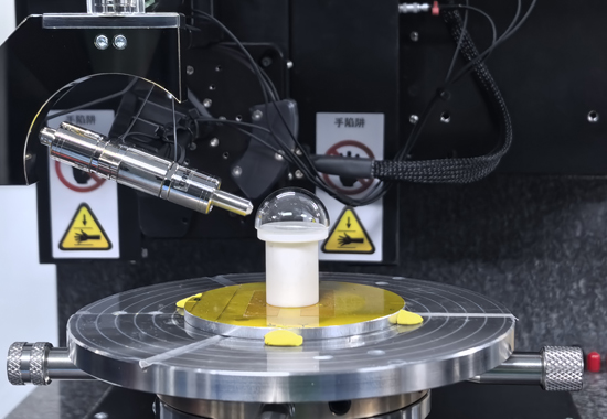 Profilomètre LUPHOScan pour l'inspection des lentilles optiques